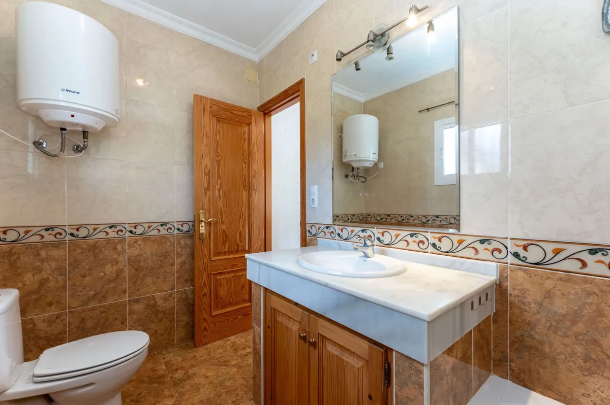 813e3339-3a77-473d-bf4d-4a234209c5c2