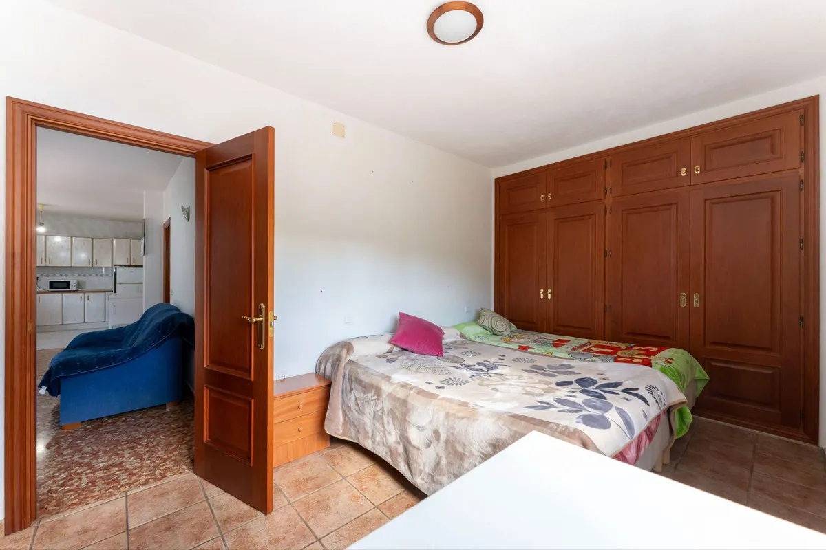 92bb9038-84b1-4cee-abb2-bcf91e96755c