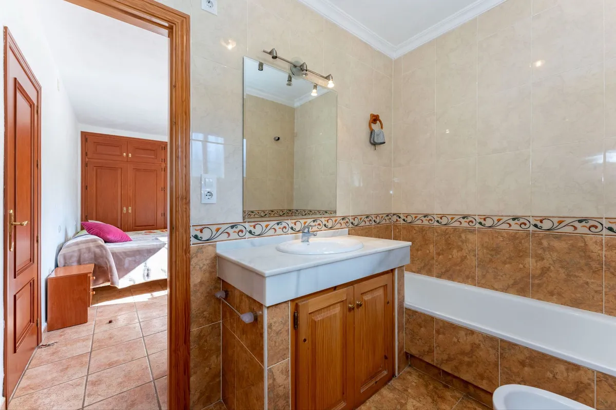 d370a327-825a-4f71-b827-8ae25e6e82b3