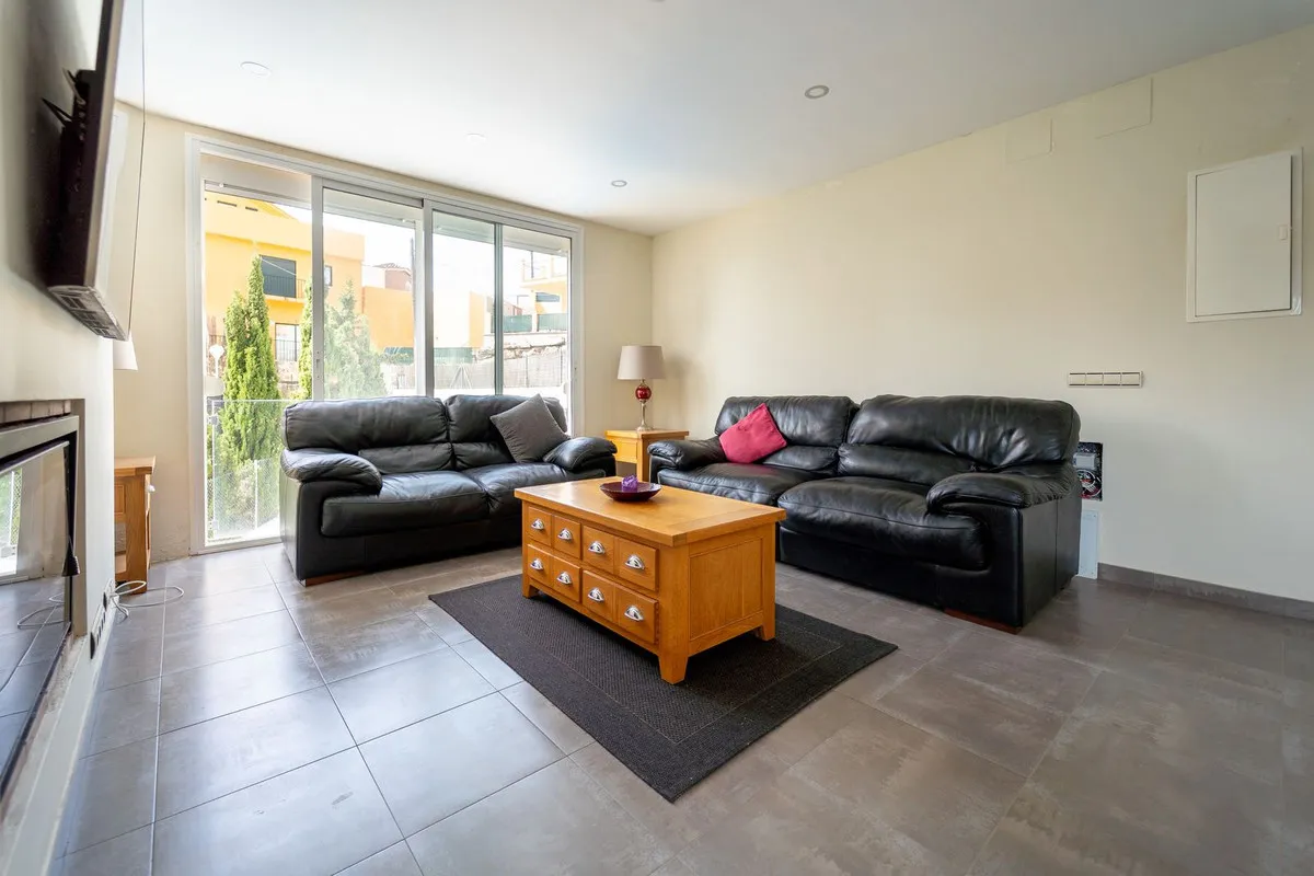 00b28610-3621-4395-990e-1839137a282d