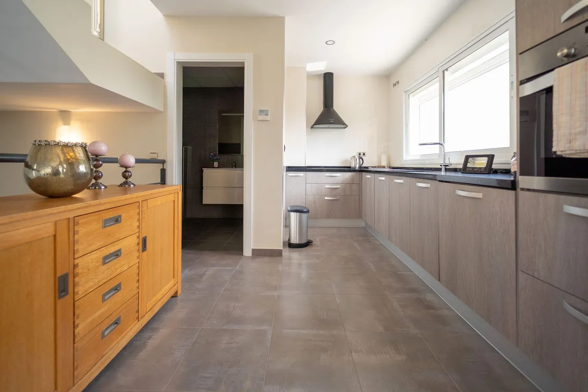 29c148fb-2a5c-48f9-84fc-fa5ddcaacd4f