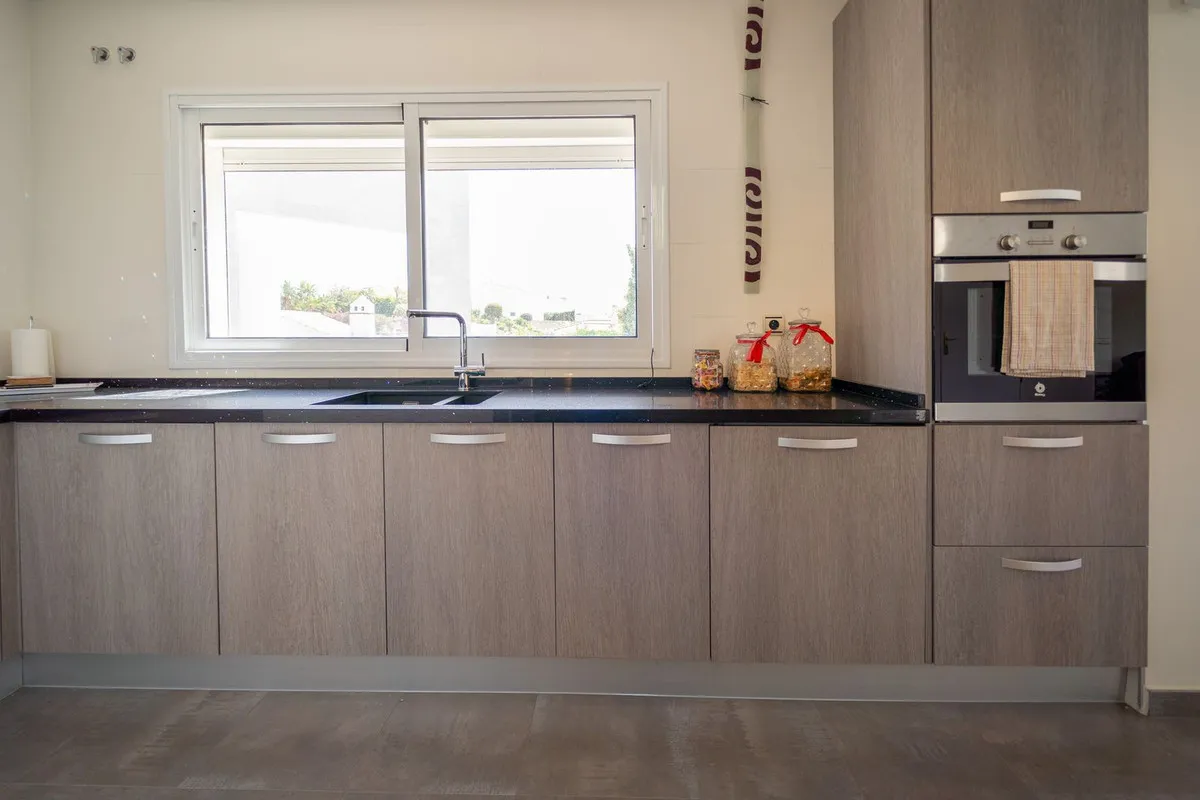 40eec944-a6ad-4902-a6cf-60ed8e11f785