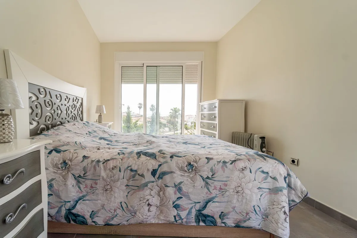 63def3cc-8655-4b3b-ade1-6c1ec0e139d2