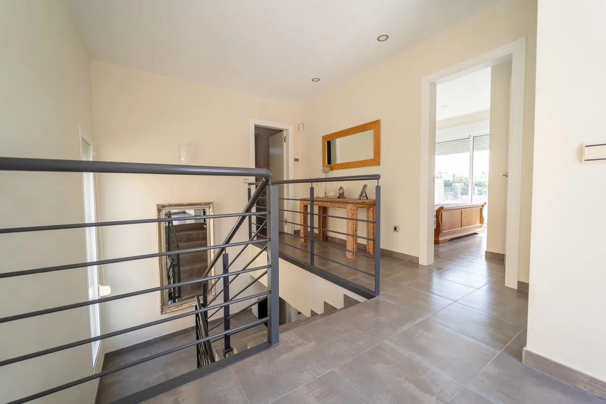 7bdca027-4a8d-4e0e-b9f6-b8288fc78841