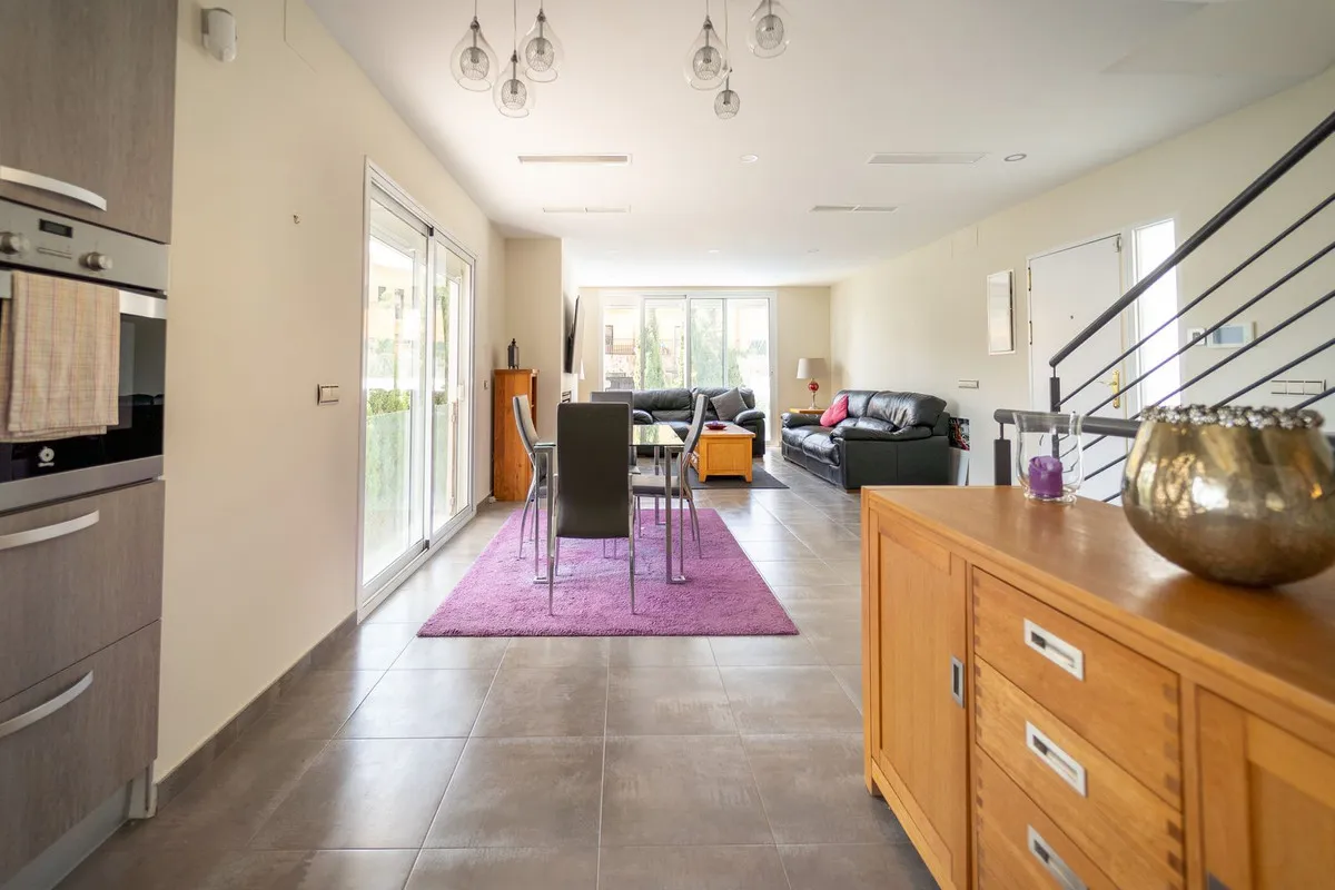 88460d65-63bf-464e-b224-33c1d88cd2d6