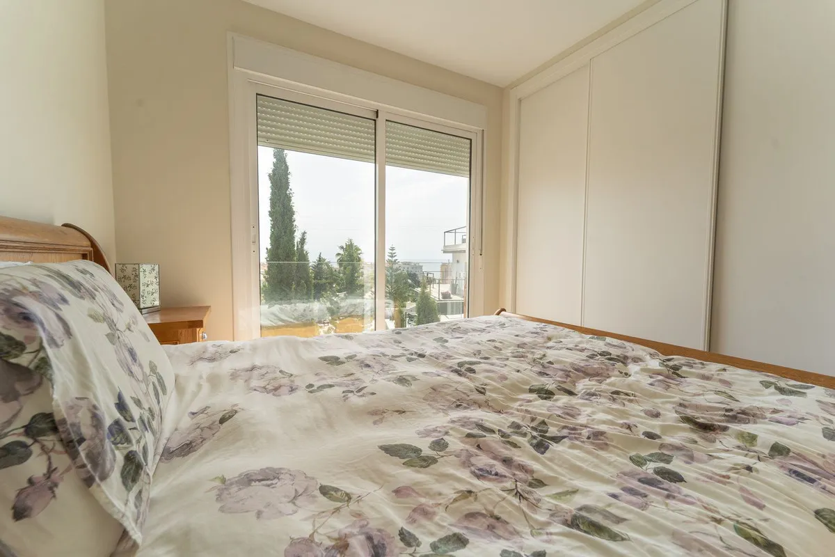 99de87e7-527c-4764-9210-2d80afe02054