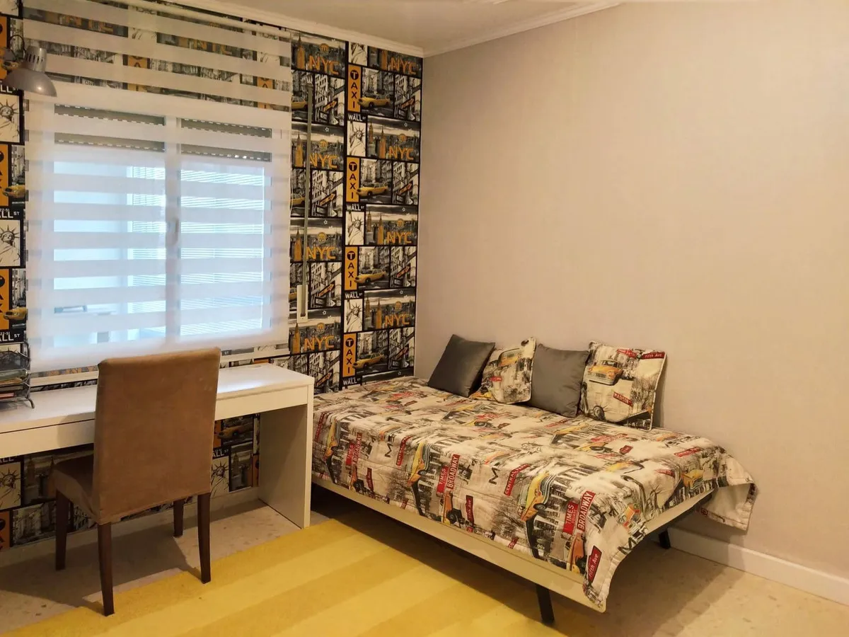 b05d9289-0b26-47dd-a171-7c5b4febfff6