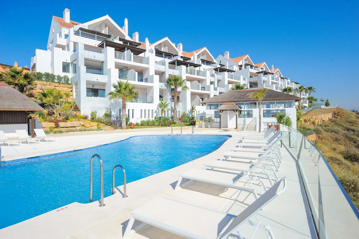 b02d2379-9f02-4d25-a497-bd0a7a9e8d33