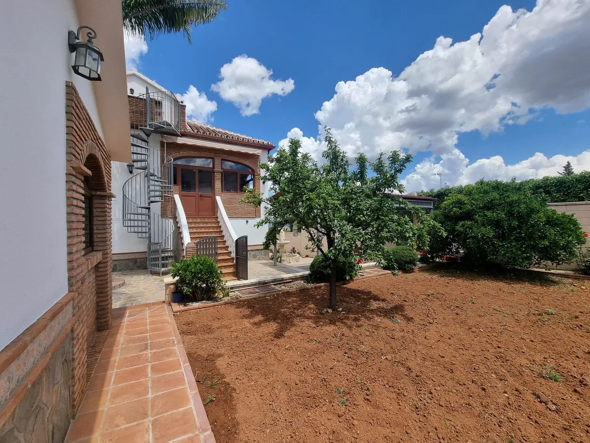 0c14f608-b103-4847-b796-b63906b3c007