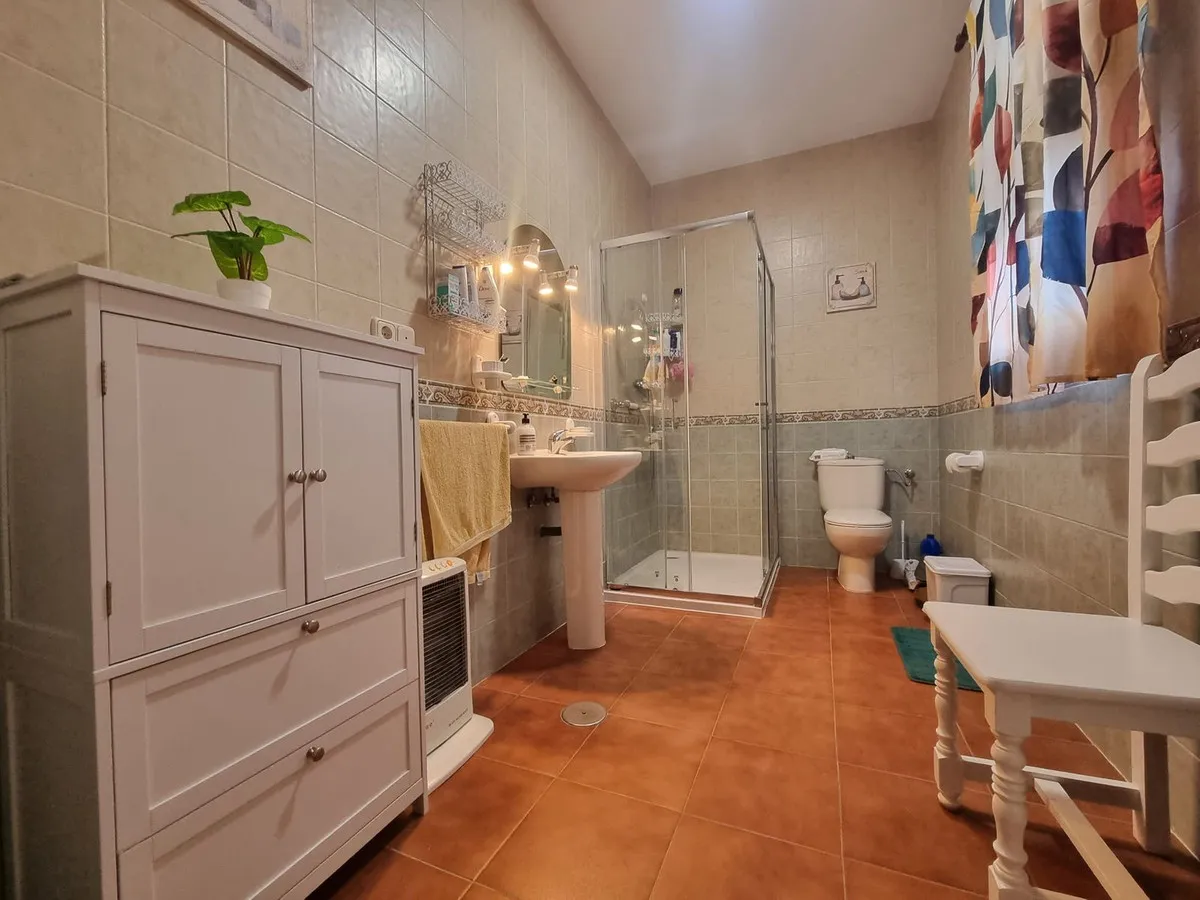 a8504ccd-fea1-4e4b-bc8f-9fa46ffbd4e3