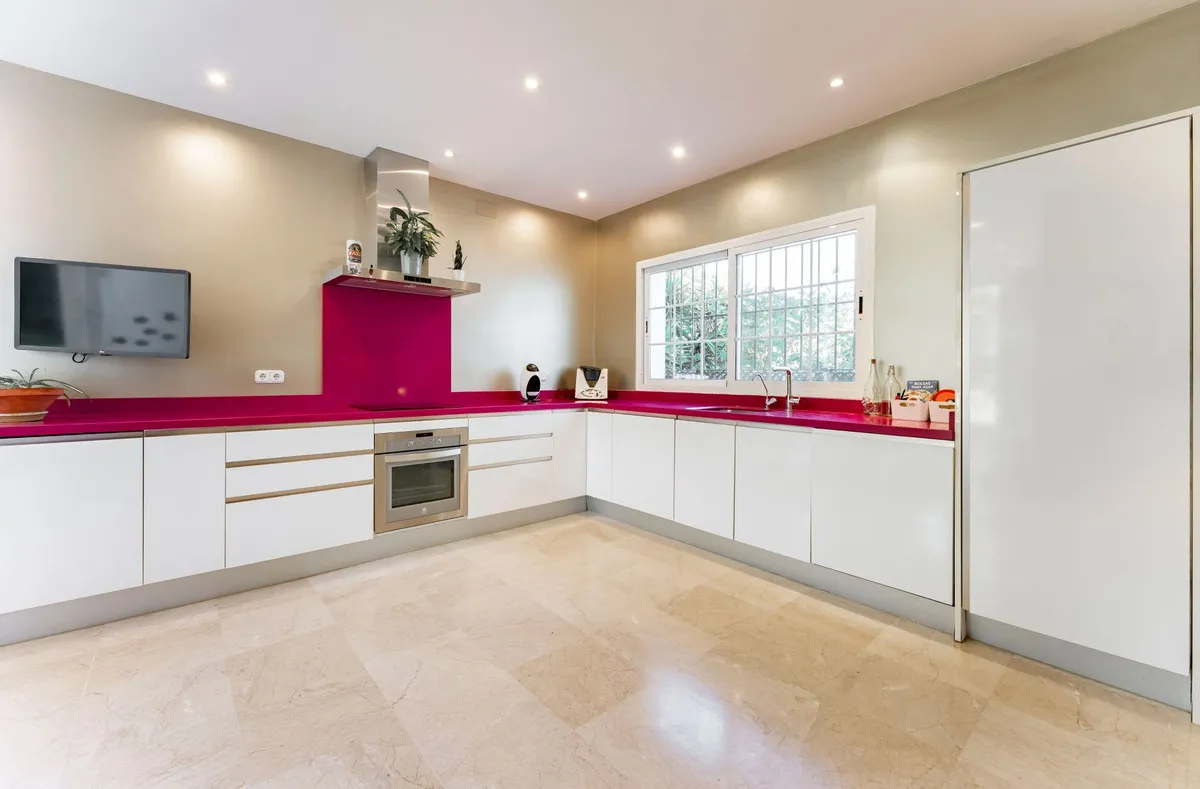 0affc3c4-beb6-424e-bfa7-e3c90caa8231