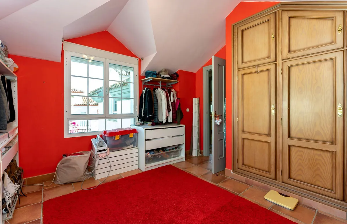 9091928a-1e04-41b8-8940-32ed4f7ccaba