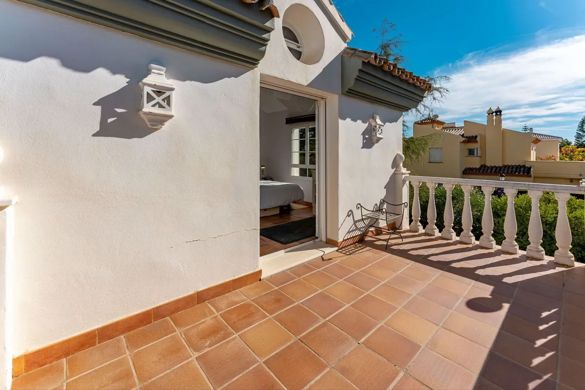 ccb8d1d1-7553-4527-9bef-8d370d0b4d99