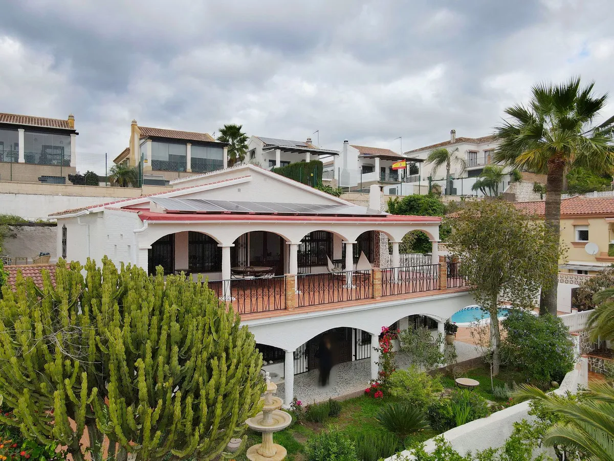 06f010ea-3635-400d-a903-4180c11195ae