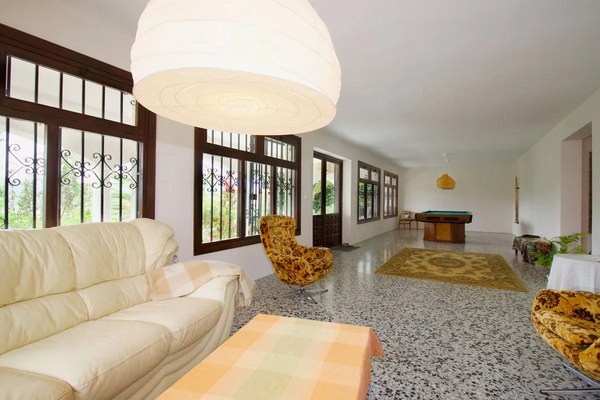 08996804-333a-4c52-8175-9b8ba1add8ad