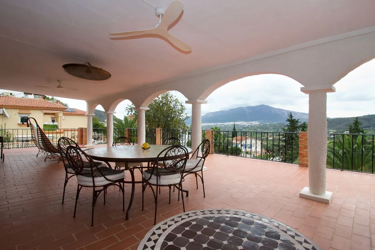 6fbca820-9c0c-4e62-9111-a5f7da63bea2