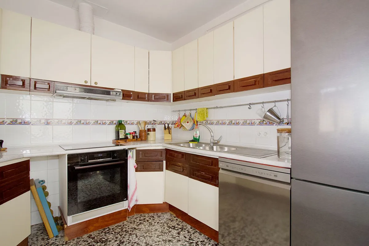 7a9545fa-f1d5-4ef7-abd4-761342b57caa