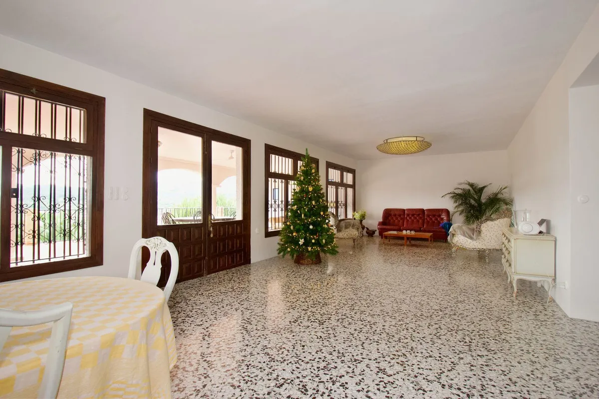 fe249ddb-22a3-4042-a3f2-5ea743b315b2