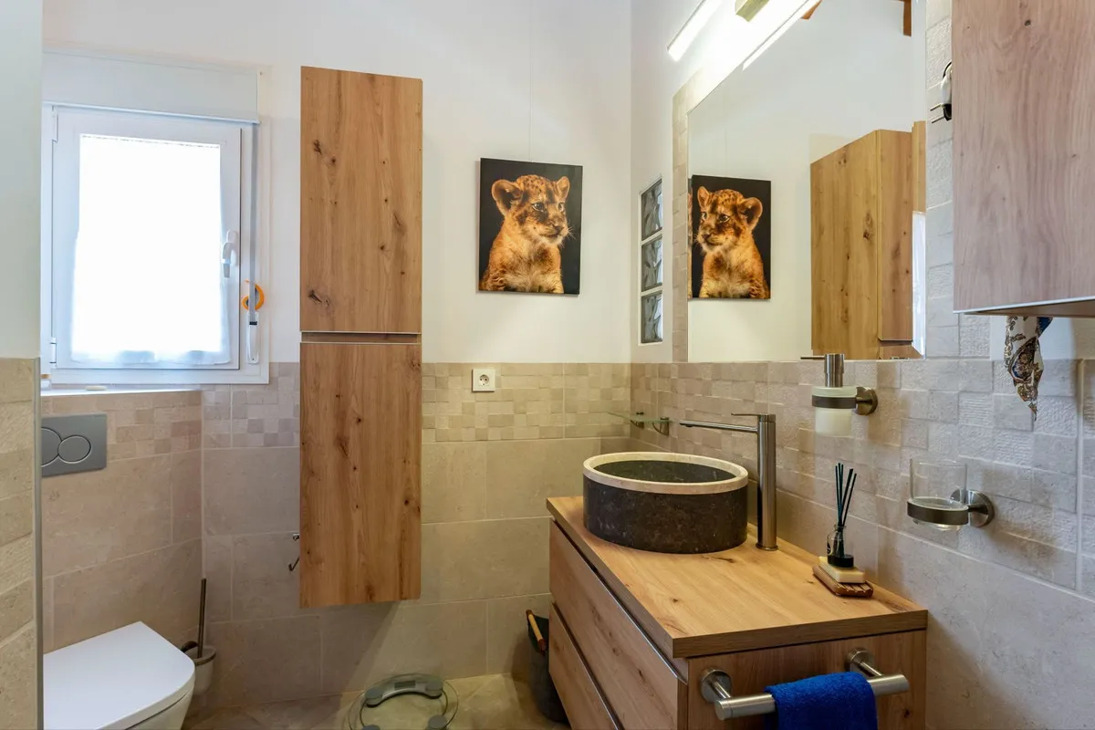 1f63cda5-662b-48ae-8948-da8babfadcbb