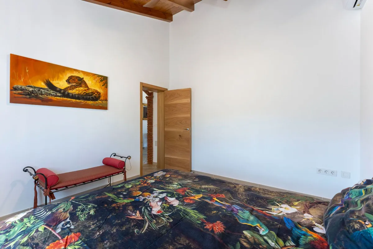 a51e05d2-c97c-40ca-a4b6-bfe3e0e62f02