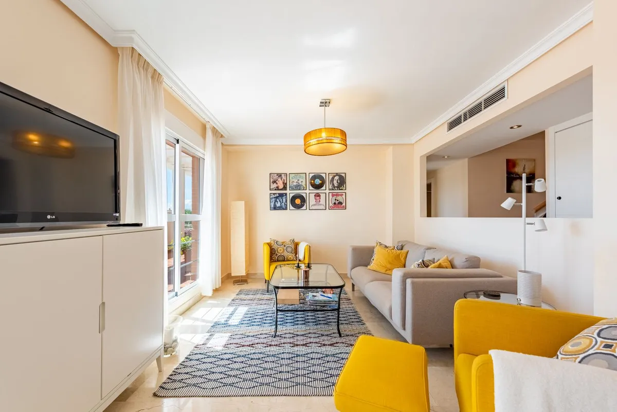 52dd3832-c2c4-456d-846b-f6b096718aa2