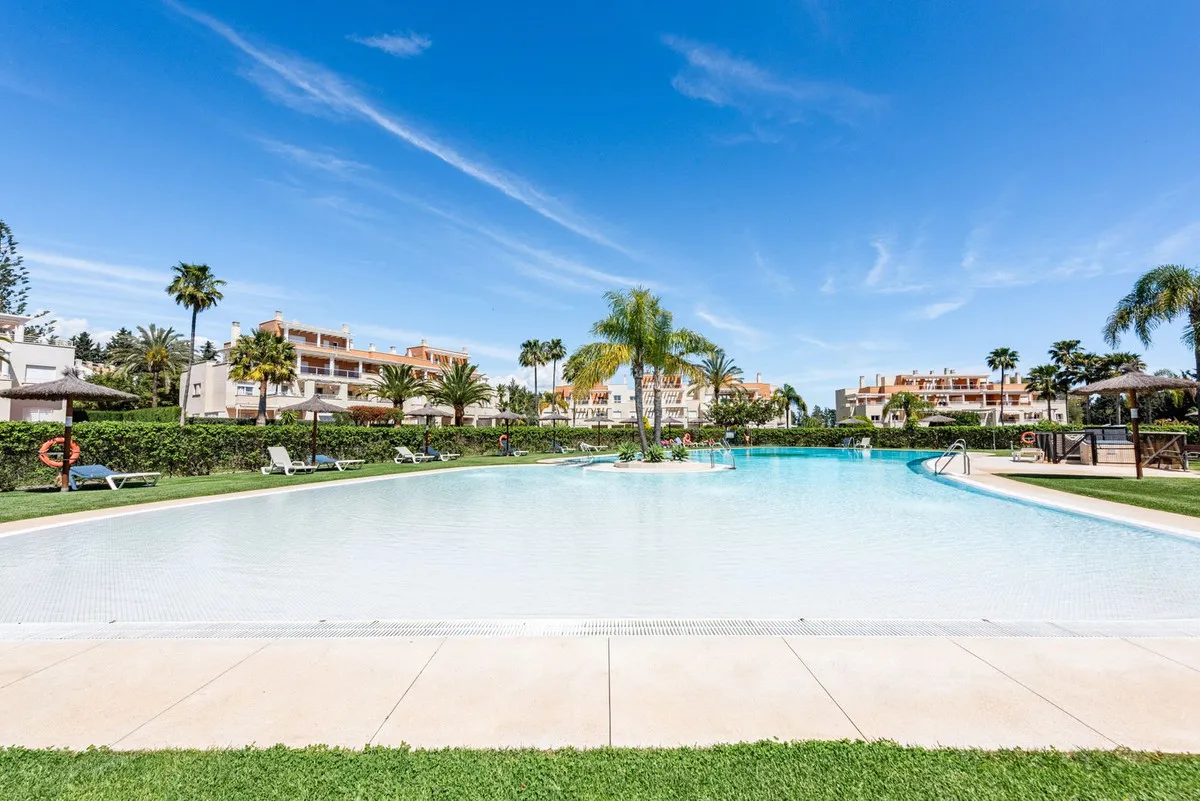 6db51421-fa7d-4c34-8c3c-b465faf0548d