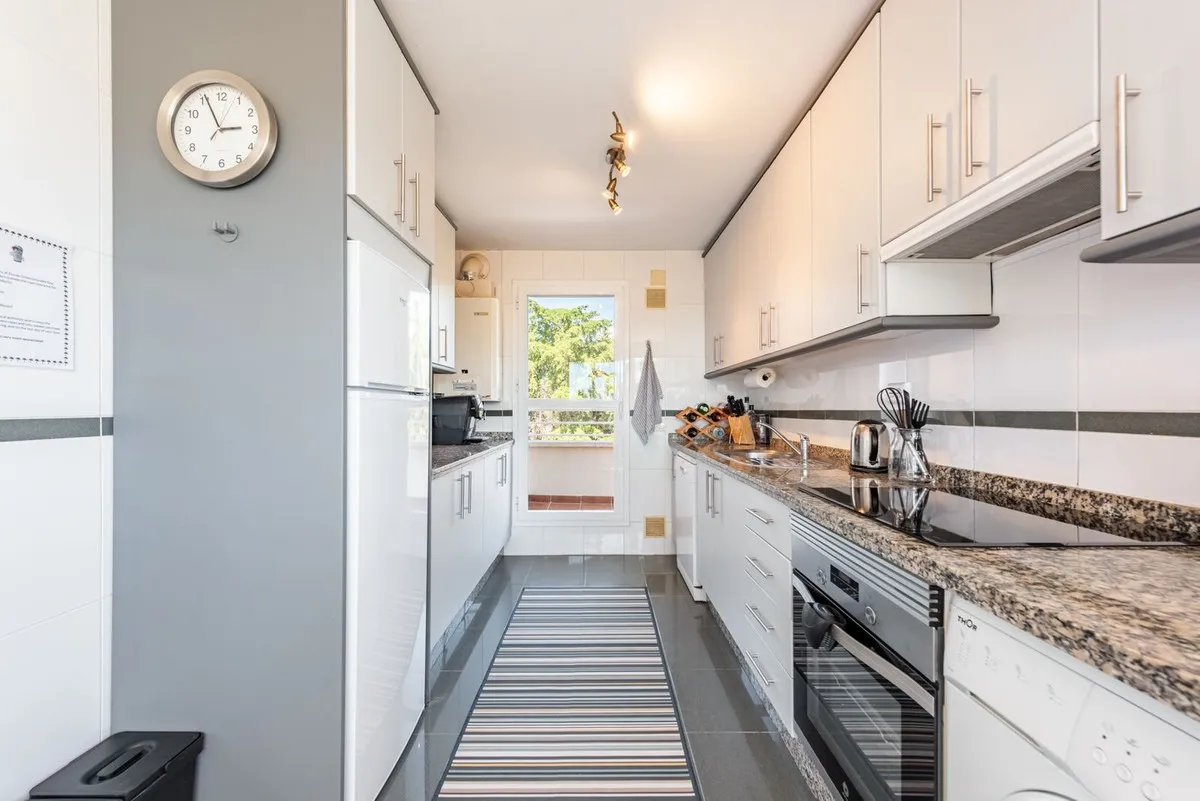 9fdb4797-f601-4713-bce2-f7b221b97e00