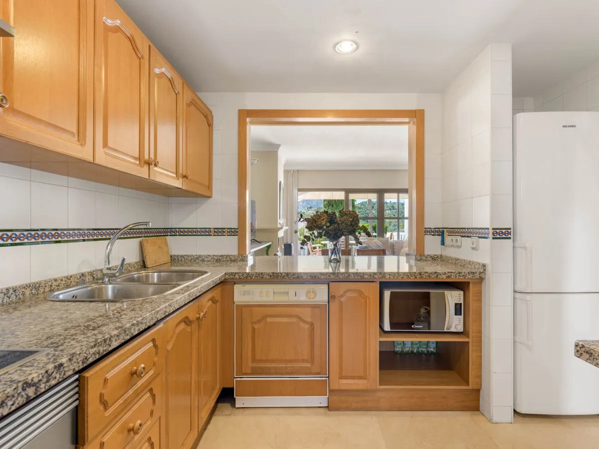 960a7c9f-0634-4bce-bbe8-8c8e446fff11