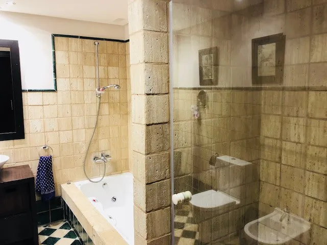 18a83307-b504-4045-b6fe-19198bd0e1e6