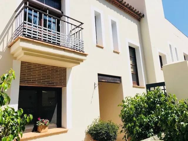 c1aa9ecb-d277-4b1c-8b69-c225ea80c432