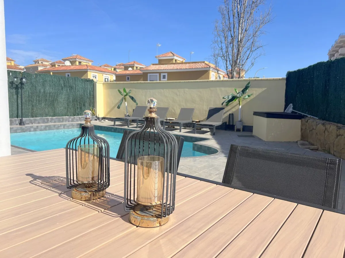 2dcbedbb-3f8c-44a4-8b59-aa642afd27e1