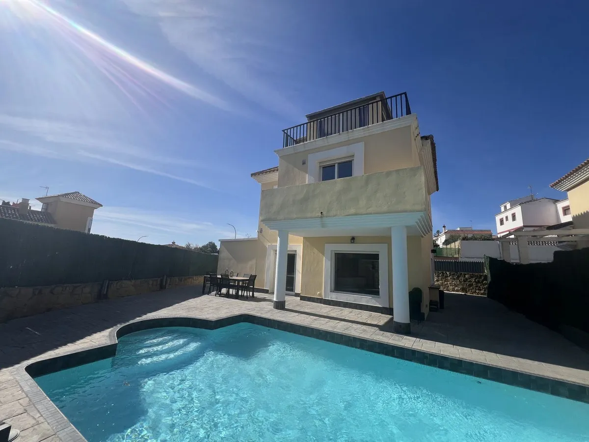 814b85ac-eb79-4115-aab7-44f820b887b6