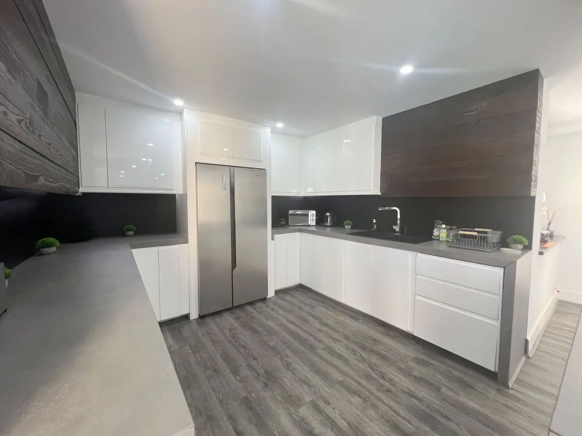 df708ace-2fd2-4584-8c82-e38eb830f961