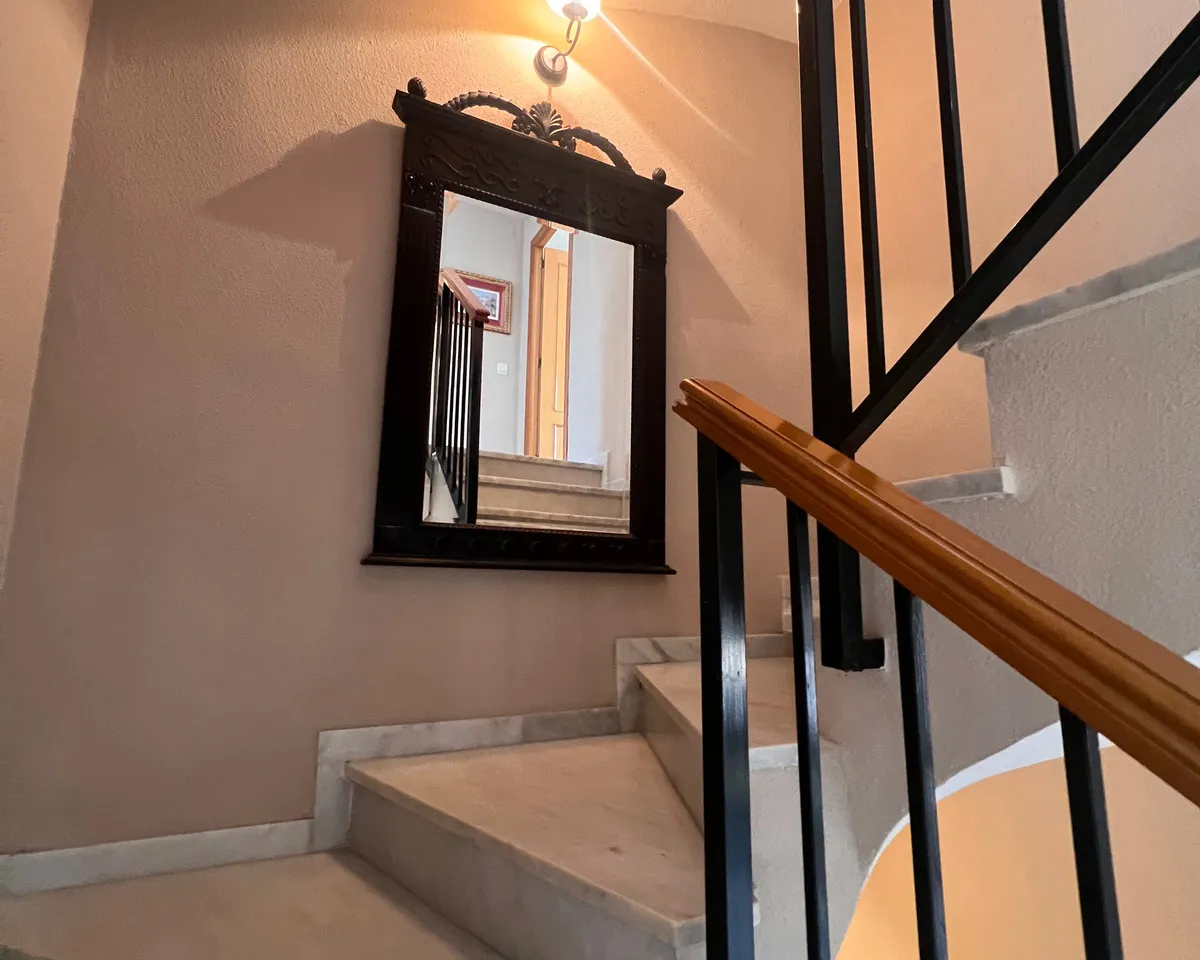 7c1a43cb-acdc-4a98-ba8e-2c063d445abc