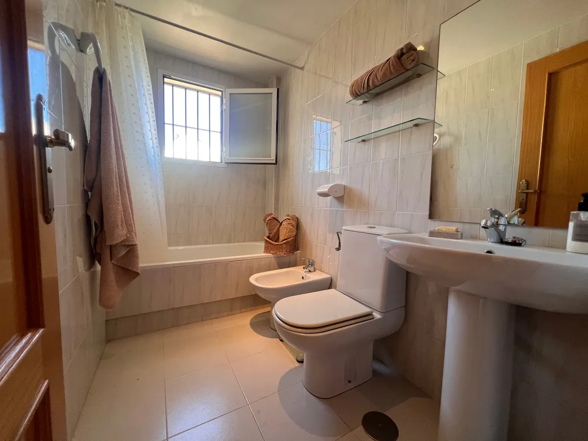 e7e49400-8aaa-4e73-9a2f-2be0a99eeaa6