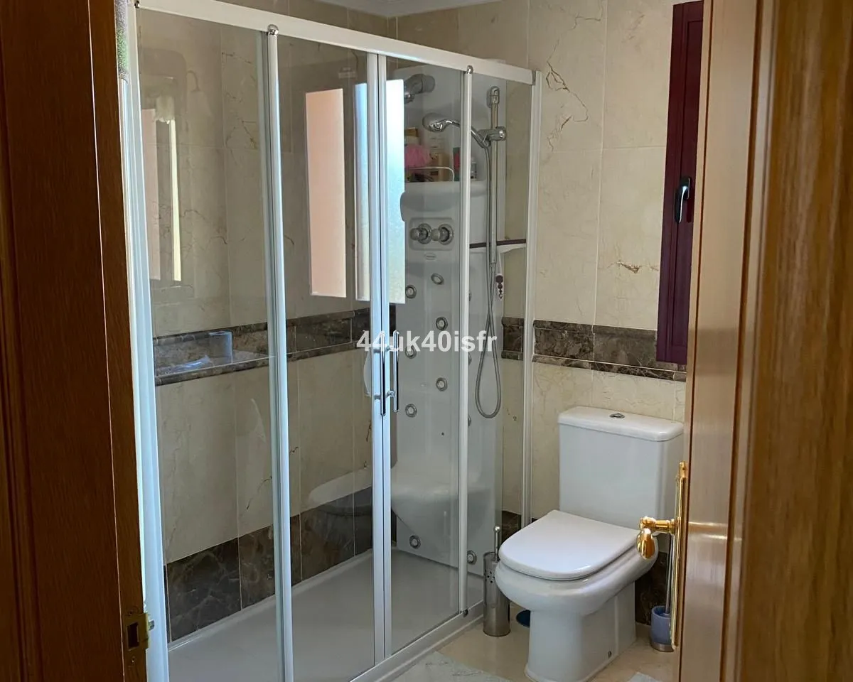 12500413-51ee-459c-ab6b-1d98f772df62