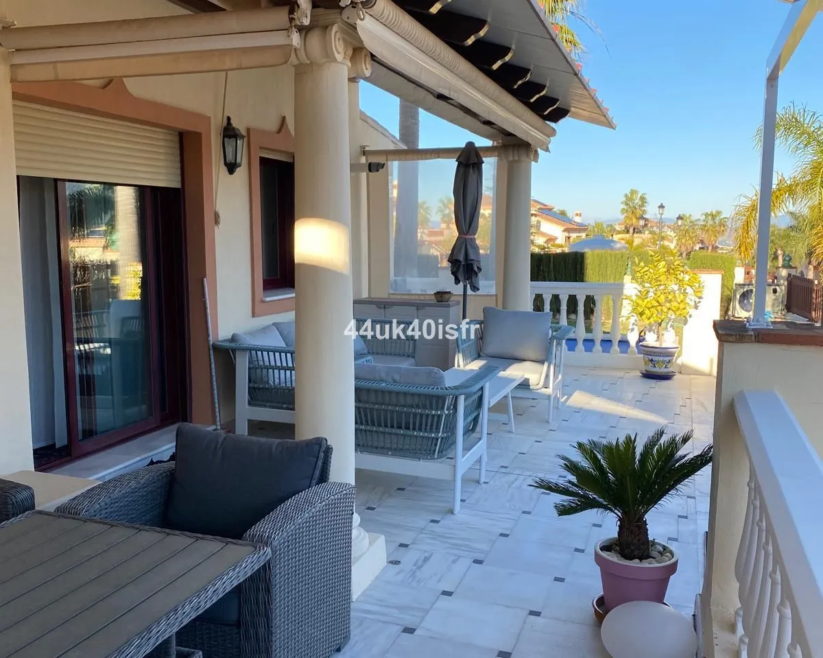 d712d1b4-b25e-460c-a05e-0a7ba9a3978f