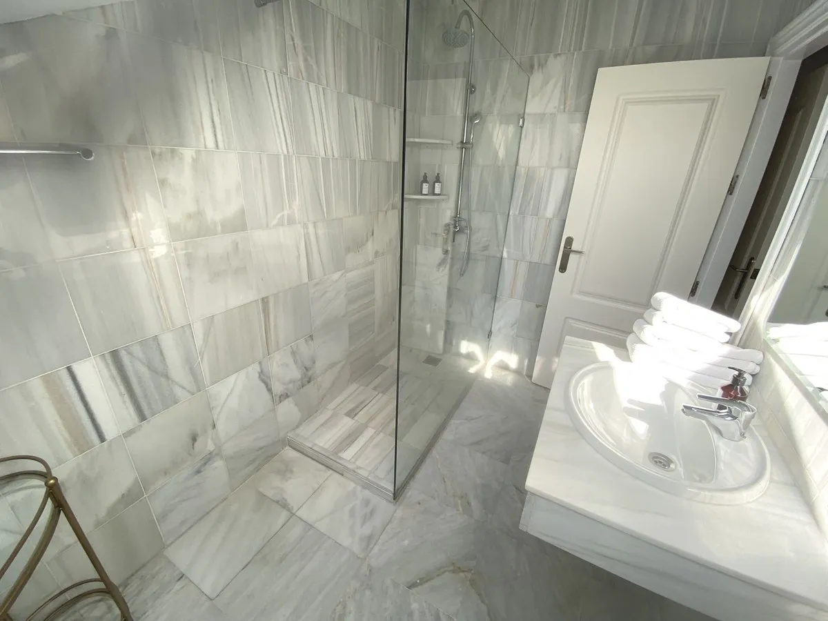 d6c8902b-e2df-4483-bb42-13f1ab6c5ef1