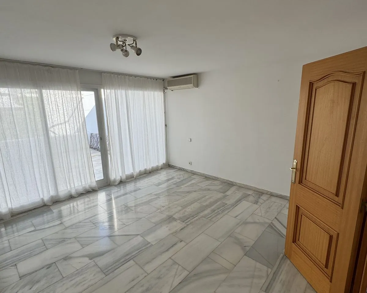 a3b66f12-5084-4bef-ba30-a8b873e0c1e6