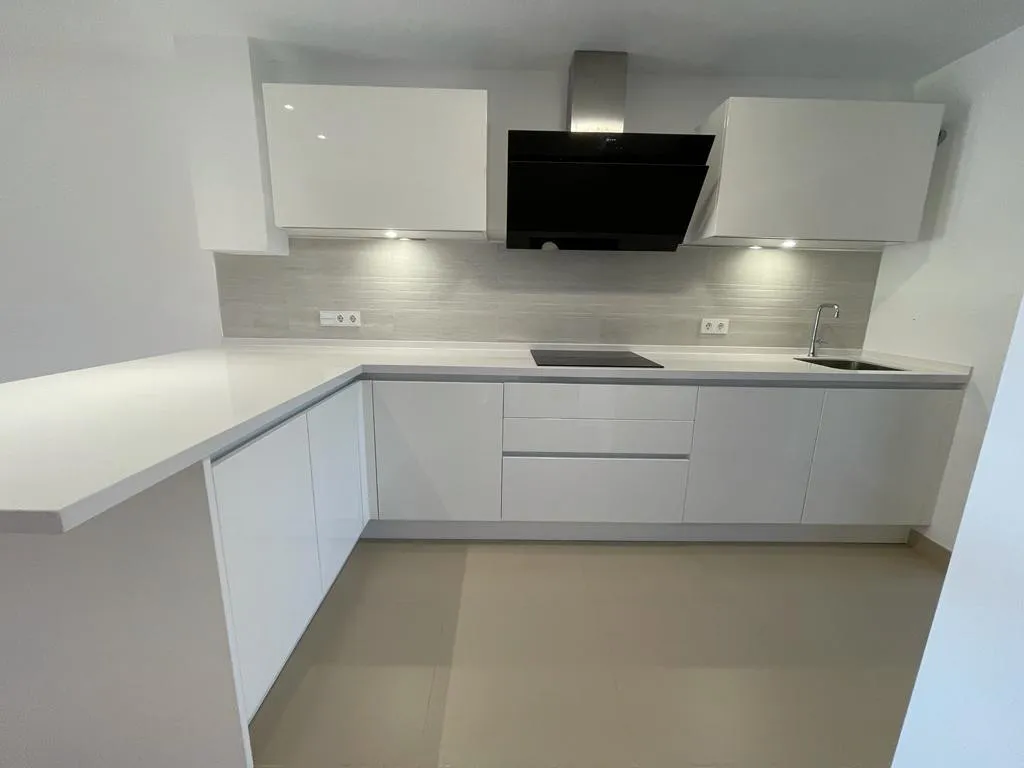 ef460d36-8802-48a9-b124-ae88db723f1f