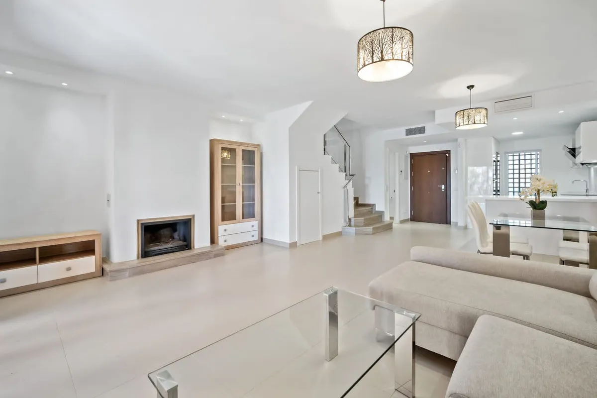 0724d4a6-09b4-41a4-b983-58487ce3f076