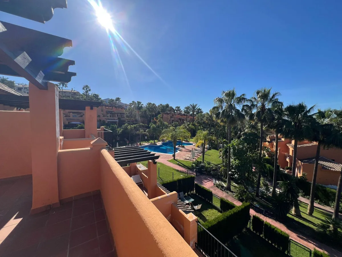 fc98d0f9-d51d-4872-a9b3-2d1e0873d20e