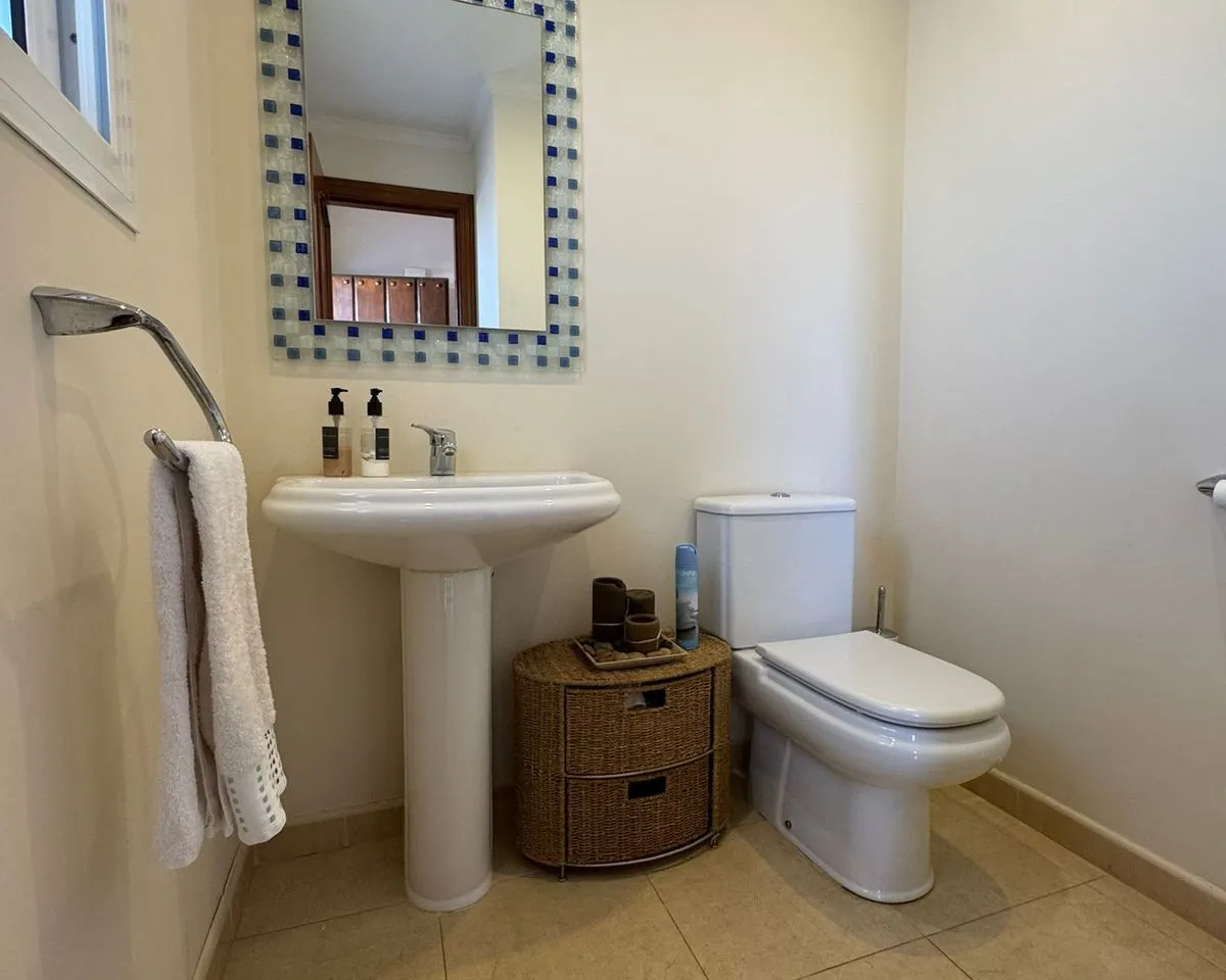 160ee4c6-1ec2-4d58-add6-e0d27494605b