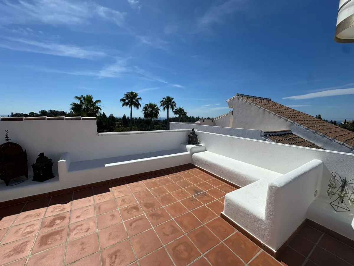 1aaeb386-2f8a-43c8-ba68-1bc73272c2e8