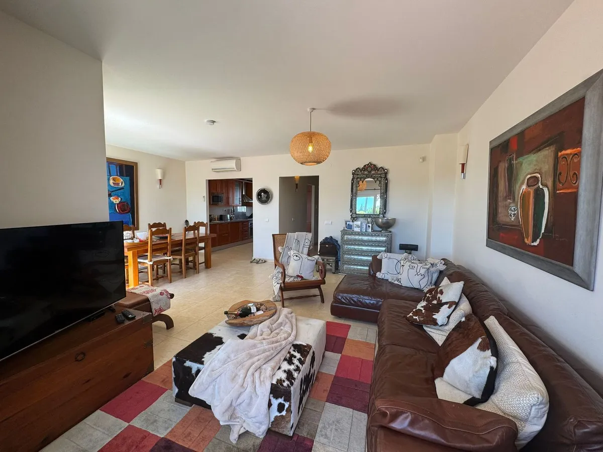 1d56336c-b4e5-4f3a-8300-88b2b583df93