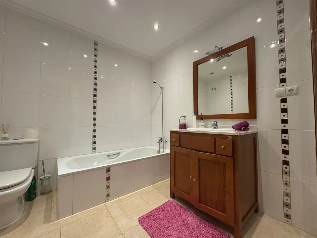 d0131ad2-ca5e-46f8-b9d6-f55e05b52273