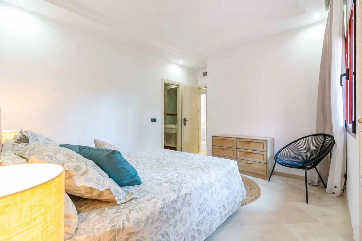 35704a14-0540-4ea2-8f74-2552e3316f20