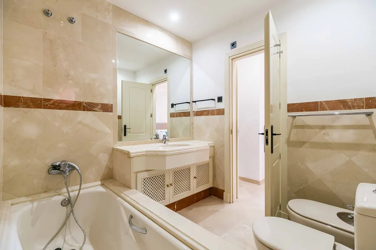 a35913f6-9320-4671-8011-3b631dd4880c