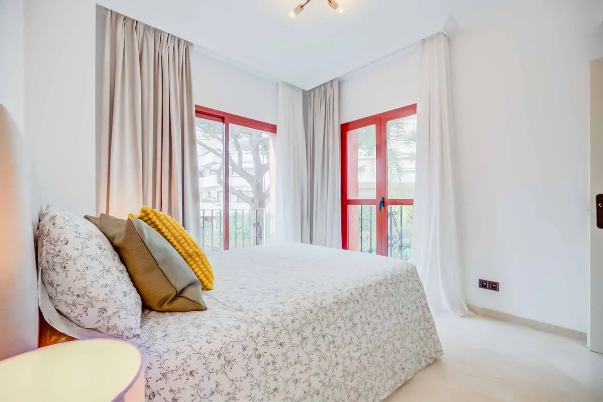 d7f0dde1-dd40-4a73-ac48-6f20c8c1fec4