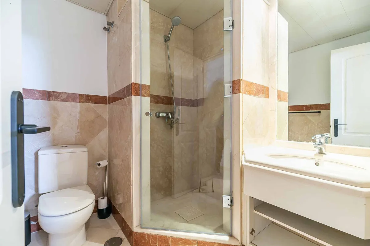 ee36496d-41ef-49db-9d82-bc3e75cc69d2